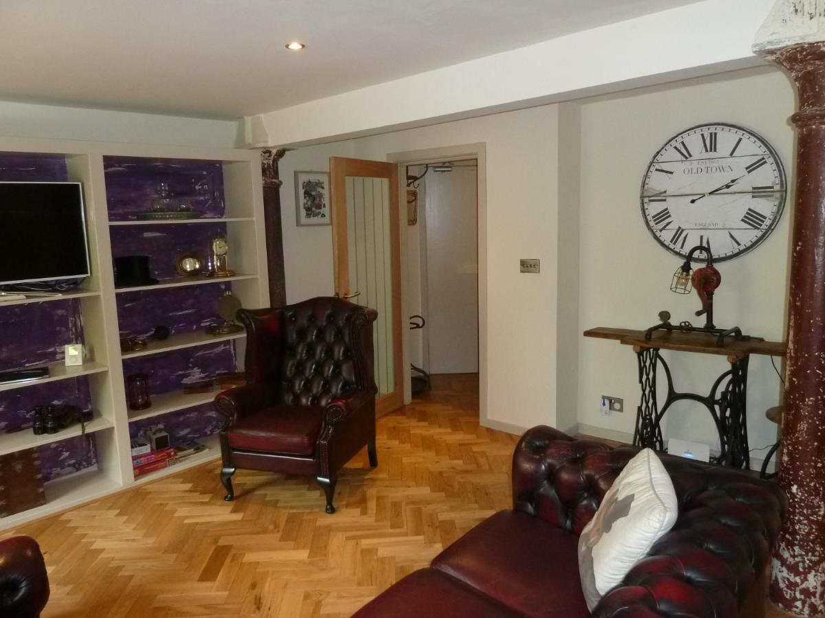 Old Town Brewery Apartment เอดินบะระ ภายนอก รูปภาพ