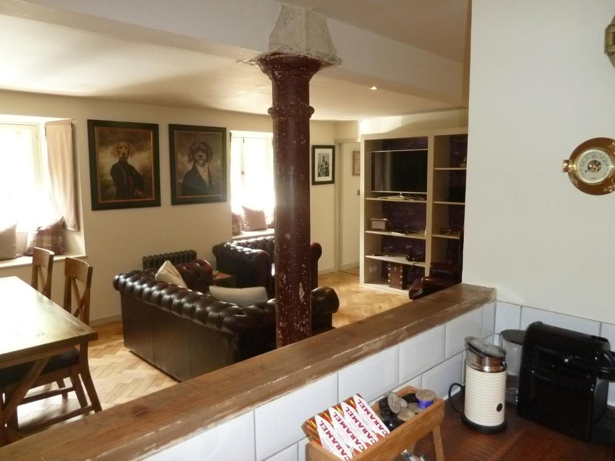 Old Town Brewery Apartment เอดินบะระ ภายนอก รูปภาพ