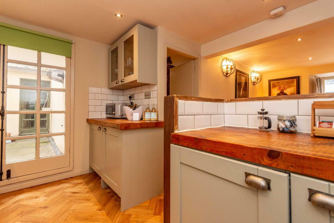 Old Town Brewery Apartment เอดินบะระ ภายนอก รูปภาพ